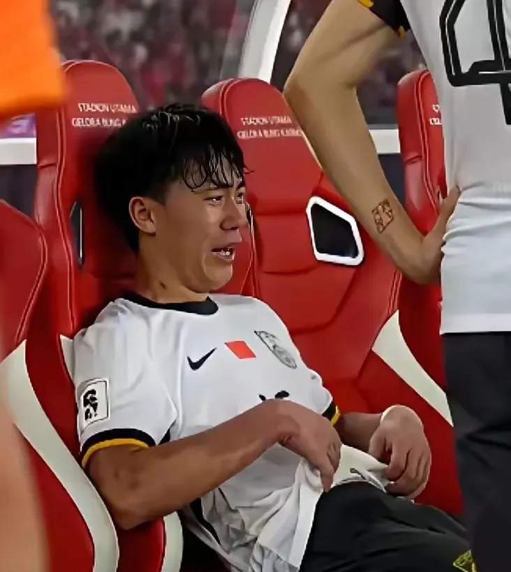 开云体育-转会期体能课后；莱比锡状态回暖备战国王杯；引发热议；年轻球员得到机会的简单介绍